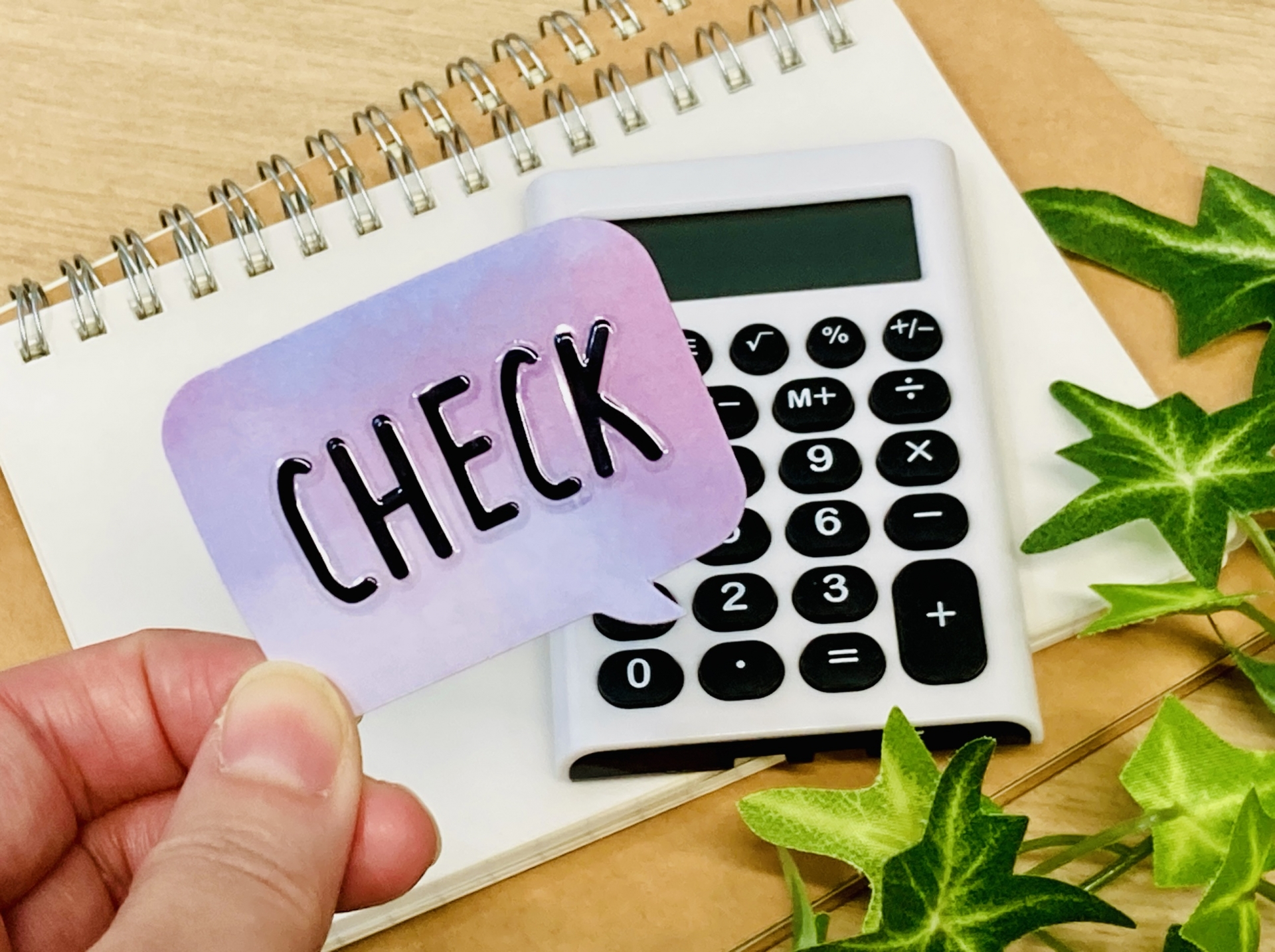 スズメバチが家の中に入ってきた時の注意点