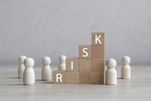 スズメバチの戻りバチの危険性